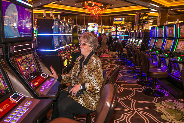 Cara Terbaik Menggunakan Analisis Fakta untuk Meningkatkan Taktik Perjudian Slot Anda dengan Kasino Daring